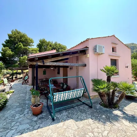 Villa Giara